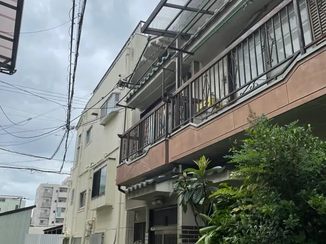 波板張替え、カーポートポリカ板張替え、テラスポリカ板張替えサービスの画像