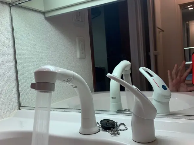 洗面所水栓交換サービスの画像