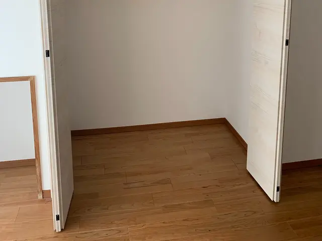 リフォーム全般お任せ下さい。見積もり無料です。大手リフォーム会社とも契約中サービスの画像