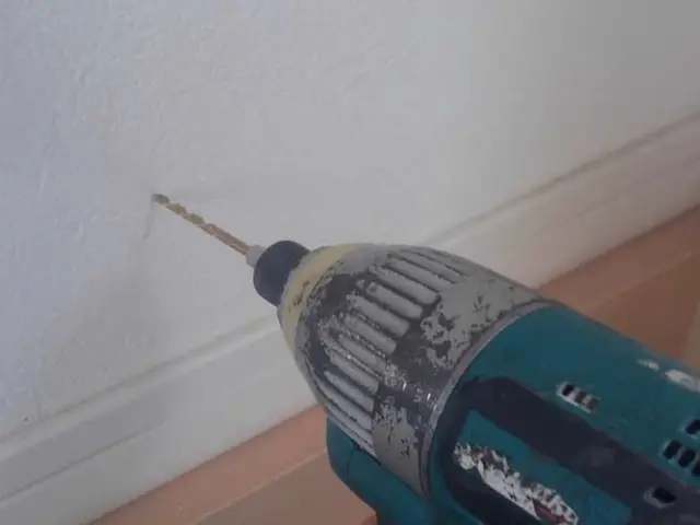 シロアリファイターズにお任せ下さい！丁寧な施工50年の施工実績！サービスの画像