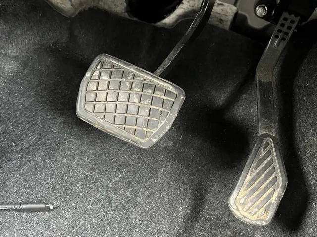 《展示車仕上げ》電気・水道不要で施工可能！11月限定でエアコンフィルター交換無料サービスの画像