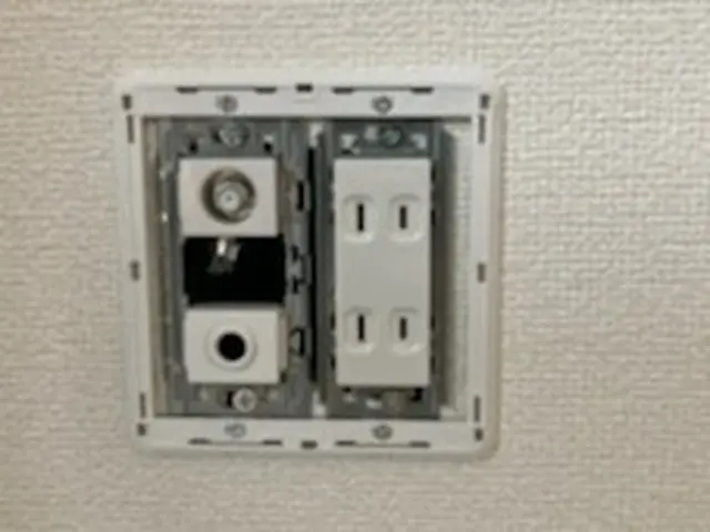 【業歴10年の経験と実績】年中無休・外注なし自信の自社施工！お任せくださいサービスの画像