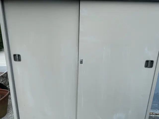 金属物置解体、中身の回収、お任せください。不用品、残置物回収◎サービスの画像