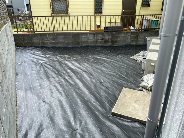 寺院勤務の丁寧なお仕事、日本伝統の防草技術、有資格者による知識をご提供！サービスの画像