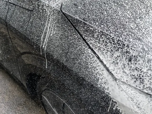 ◎カー用品店での長年の洗車経験を活かした出張ガタ洗車サービスの画像