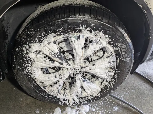 ◎カー用品店での長年の洗車経験を活かした出張ガタ洗車サービスの画像