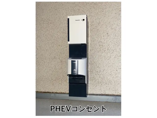 欲しい場所にコンセントを増やしましょう！隠蔽配線の場合は事前調査が必要です。サービスの画像