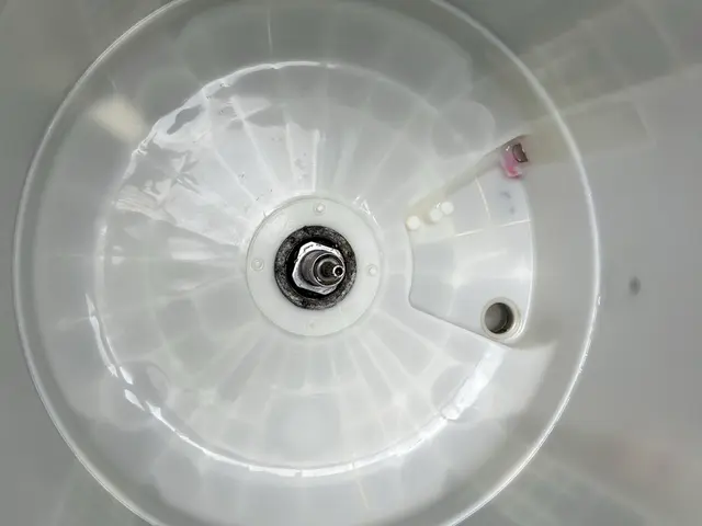 洗濯機を分解洗浄。洗濯槽の内側までピカピカ◎ニオイや汚れの付着を防止できます！！サービスの画像