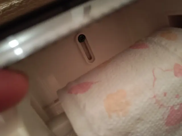 トイレットペーパーホルダーなど取り付け、交換作業サービスの画像