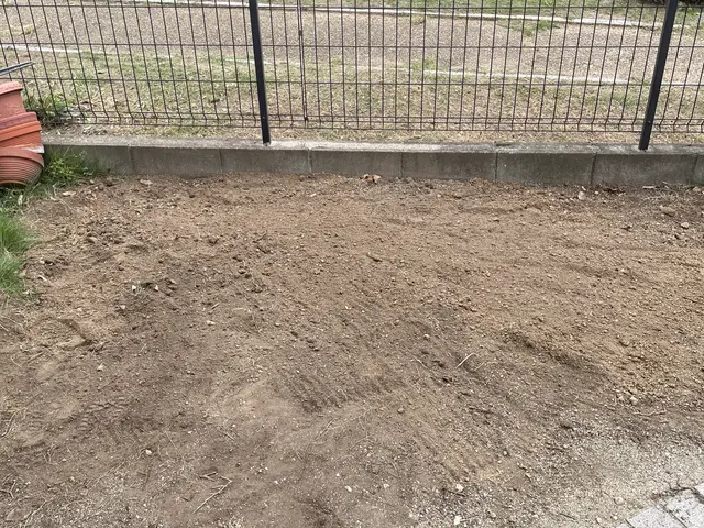 抜根専門のサービスです！伐採後の切株でお困りでしたらご相談ください！サービスの画像