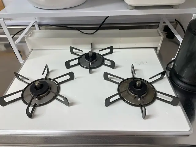 □女性スタッフが丁寧に時間をかけて細部まで作業させていただきます！サービスの画像