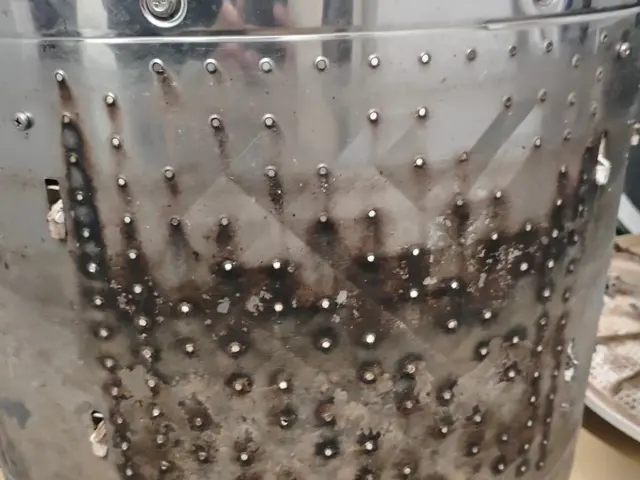 【分解洗浄】各種決済に対応！洗濯槽をピカピカ徹底洗浄！サービスの画像