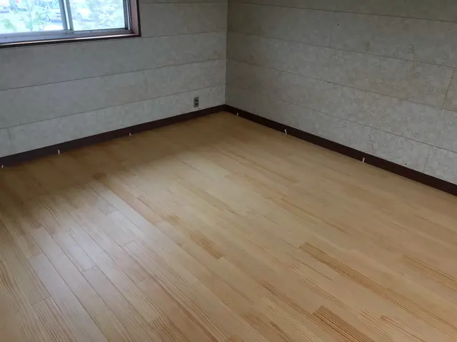 【丹波篠山発】現状の床を剥がさない「重ね張り」のみ対応します◎仕上がりに定評ありサービスの画像