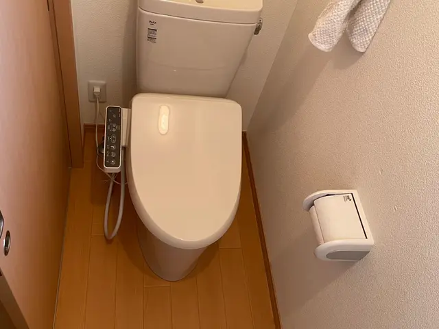 トイレ交換☆クッションフロア☆クロス張替え☆クレカ、電子マネー、PayPay可☆サービスの画像