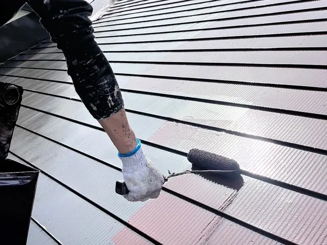 損害保険に加入済み◎仕上がり重視で丁寧に施工！何でも当店へお任せください！サービスの画像