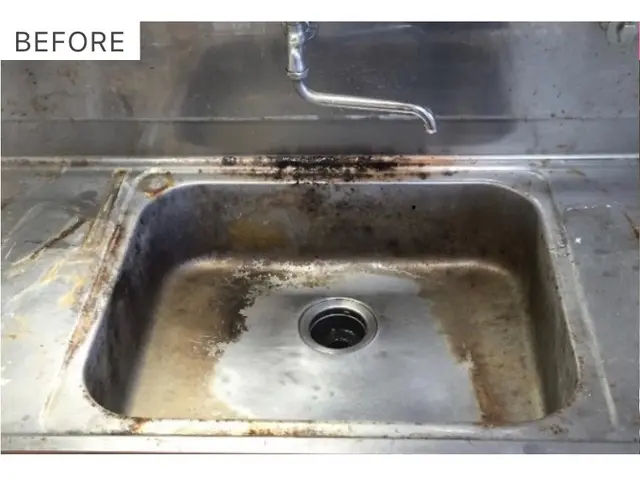 業界10年！土日祝もご予約大歓迎！大手経験あり！損害保険加入店！防カビコート無理サービスの画像