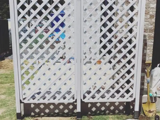 フェンス取り付け工事（メッシュフェンス、目隠しフェンス、アメリカフェンスなど）サービスの画像