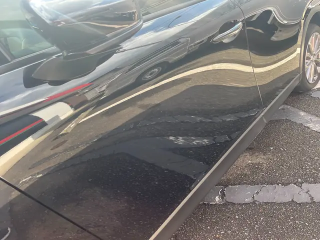 車をピカピカにしたい！水垢が気になる車！サービスの画像