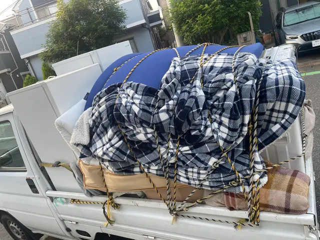 累計200件以上の実績！女性スタッフ同行可能で安心丁寧、階段割り増しなしサービスの画像