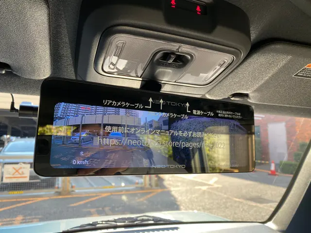 デジタルインナーミラー取付OK、対応車種歴多数ございます！サービスの画像