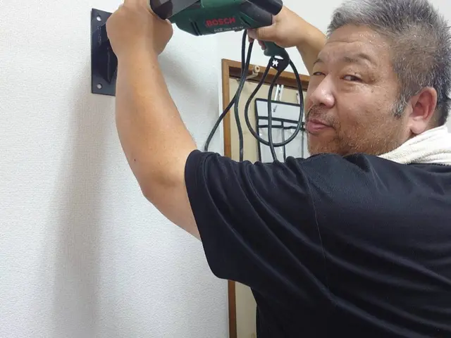 実績多数【安心・丁寧・親切】な写真のスタッフが取付けにお伺いさせて頂きます。サービスの画像