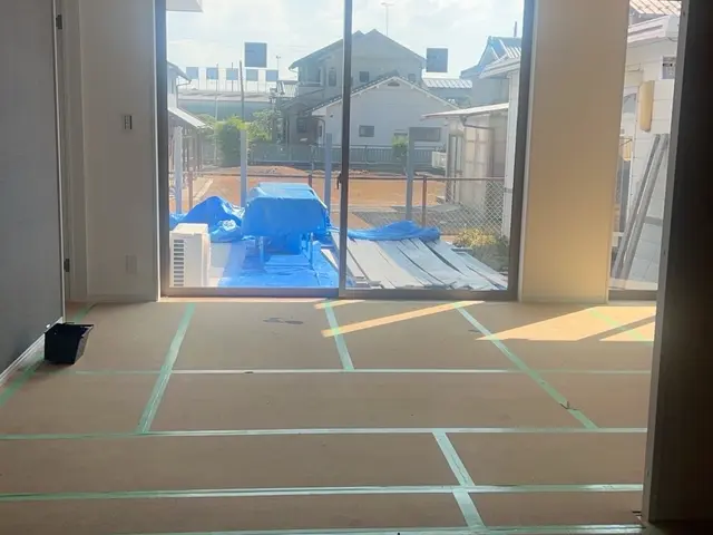 AIでブラインドがついたイメージ画像を無料でお作りしています。サービスの画像