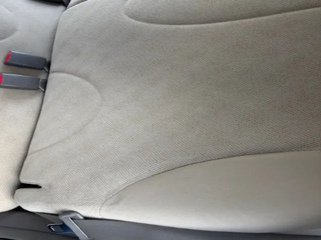 地元横須賀で累計2500台以上！細部まで徹底！車内クリーニングの匠！サービスの画像