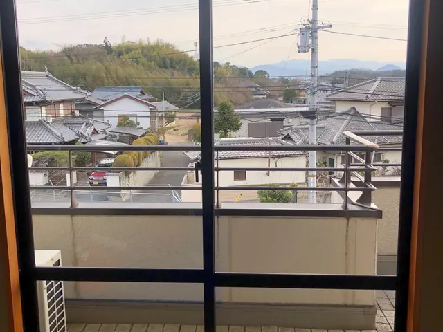 【窓ガラス・サッシ・網戸のクリーニング】透き通る美しい窓ガラスを実現します！サービスの画像