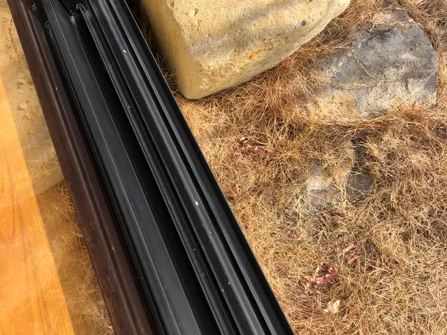 【窓ガラス・サッシ・網戸のクリーニング】透き通る美しい窓ガラスを実現します！サービスの画像