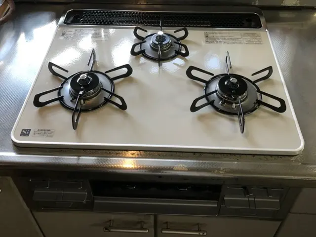 ビルトインコンロの交換サービスの画像