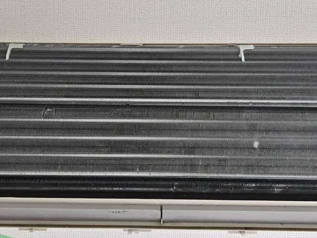 エアコン内部清掃、カビ取りサービスの画像