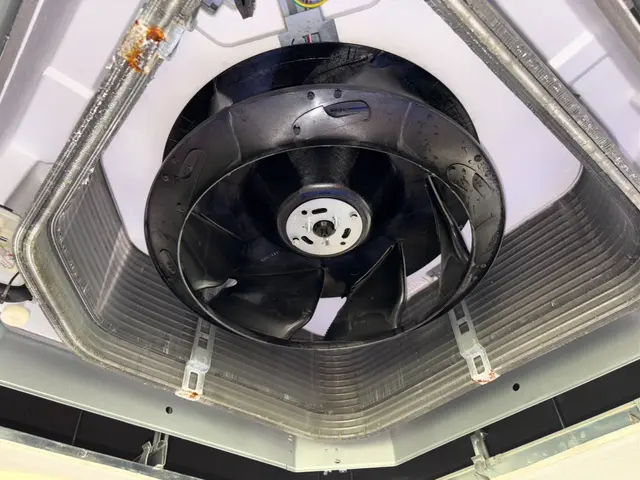 ★店舗・オフィス大歓迎★天井埋込エアコン複数台割引！サービスの画像