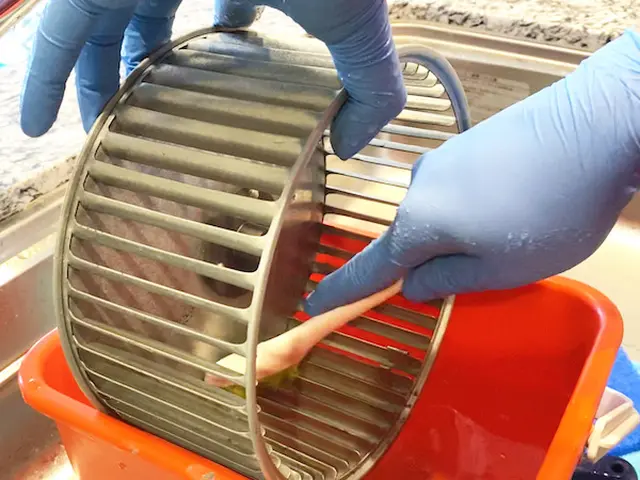 【プロが独自開発した専用の洗剤使用！】油のベタベタ徹底除去！★クレカ対応★サービスの画像