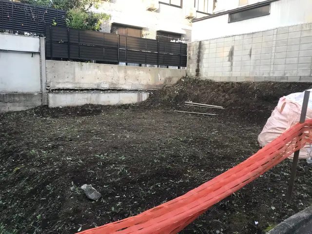 伐採・抜根・草刈り/外仕事専門会社◎現地調査対応しております/インボイス対応店サービスの画像