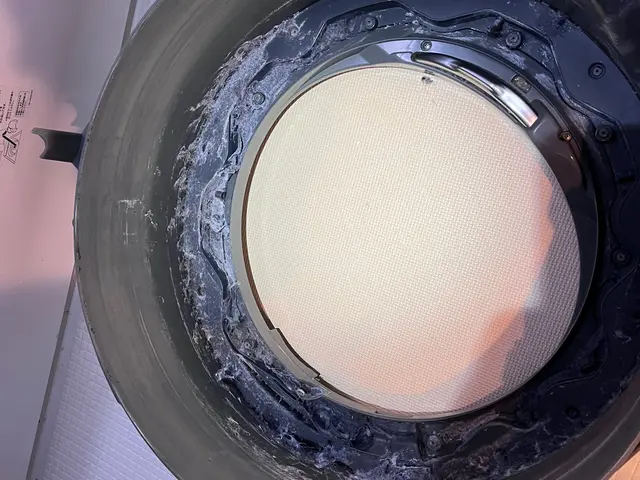 主に【パナソニック】【日立】ドラム式洗濯機専門分解清掃サービスの画像