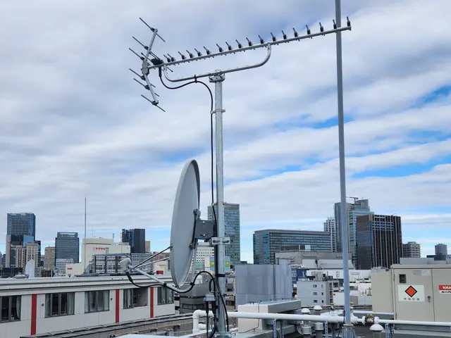 電気通信工事施工管理技士がご訪問！戸建、集合住宅アンテナ施工はおまかせ下さい。サービスの画像