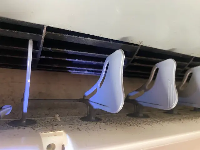 【入居前や後の非対面もOK】水洗式エアコンクリーニングでスッキリ！サービスの画像