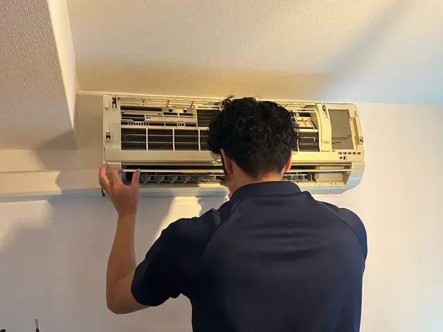 【黒いカビ】大事なのはクリーニングとメンテナンス！簡易レクチャーも！サービスの画像