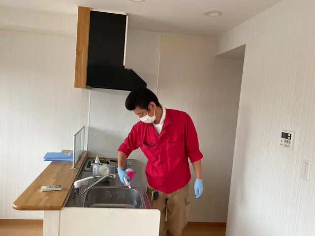 ★水垢、油汚れ、焦げも徹底除去でピカピカ！★作業だけでなく接客もご満足頂けます♪サービスの画像