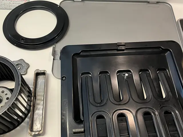 しつこい油汚れにも対応レンジフード清掃サービスの画像