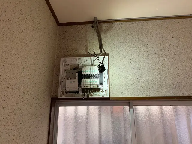 【非喫煙者】コンセント、スイッチの交換は株式会社東信にお任せください！サービスの画像