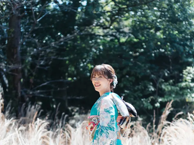 成人式撮影＋ヘアメイク＋着付け　スタジオ＋ロケーション撮影！66000円