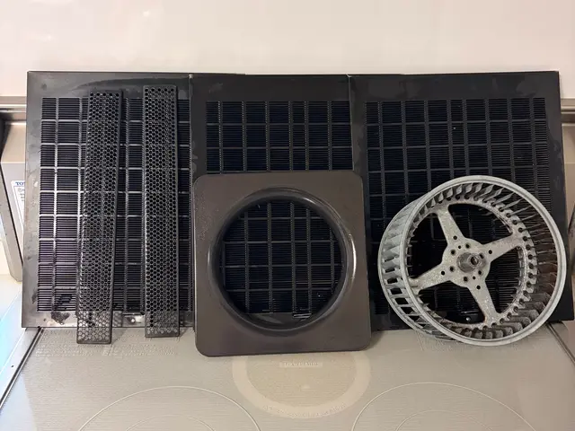 大手量販店での年間実績1000件以上！中々取れない油汚れ当店にお任せ下さい♪サービスの画像