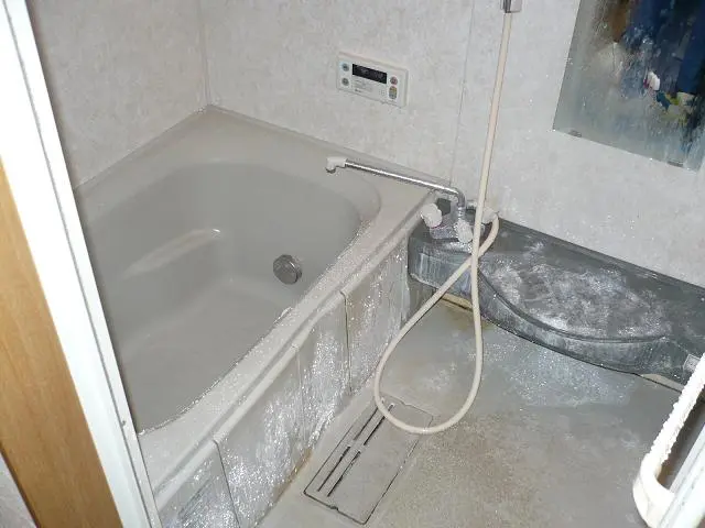 気持ちよくお風呂に入りませんか。カビ防止のコーティングも追加費用で施工可能サービスの画像