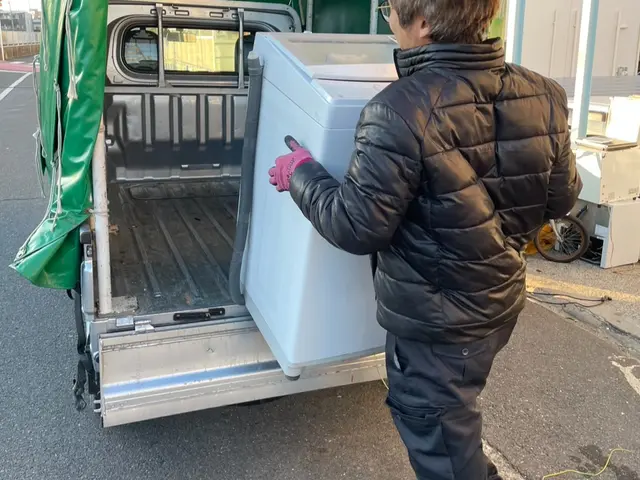 損害保険加入済み!手袋・マスク必着!エアコン取り外し無料,リサイクル料無料!サービスの画像