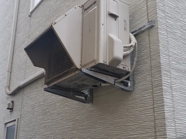 家庭用ルームエアコン取付【店長がお伺い致します】青森県弘前市を中心に対応してますサービスの画像