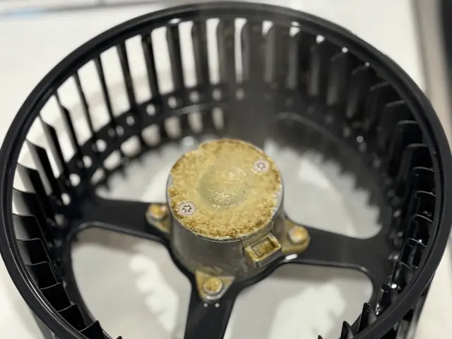 プロの技術でご満足いただけるように心を込めて作業いたしますサービスの画像