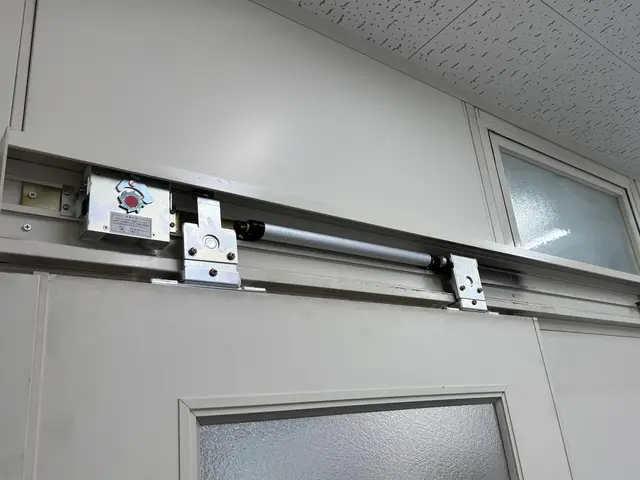 レール、戸車交換の経験豊富！誠意を持って対応します★サービスの画像