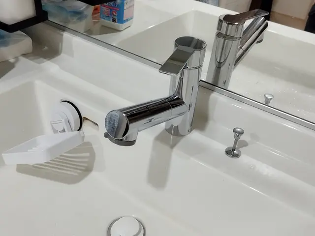 迅速丁寧な作業をいたします◆損害保険加入◆廃材処分無料◆サービスの画像