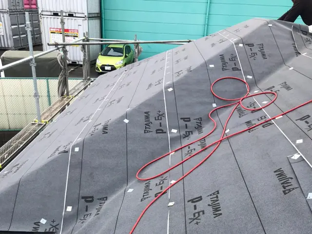 屋根工事承ります！サービスの画像